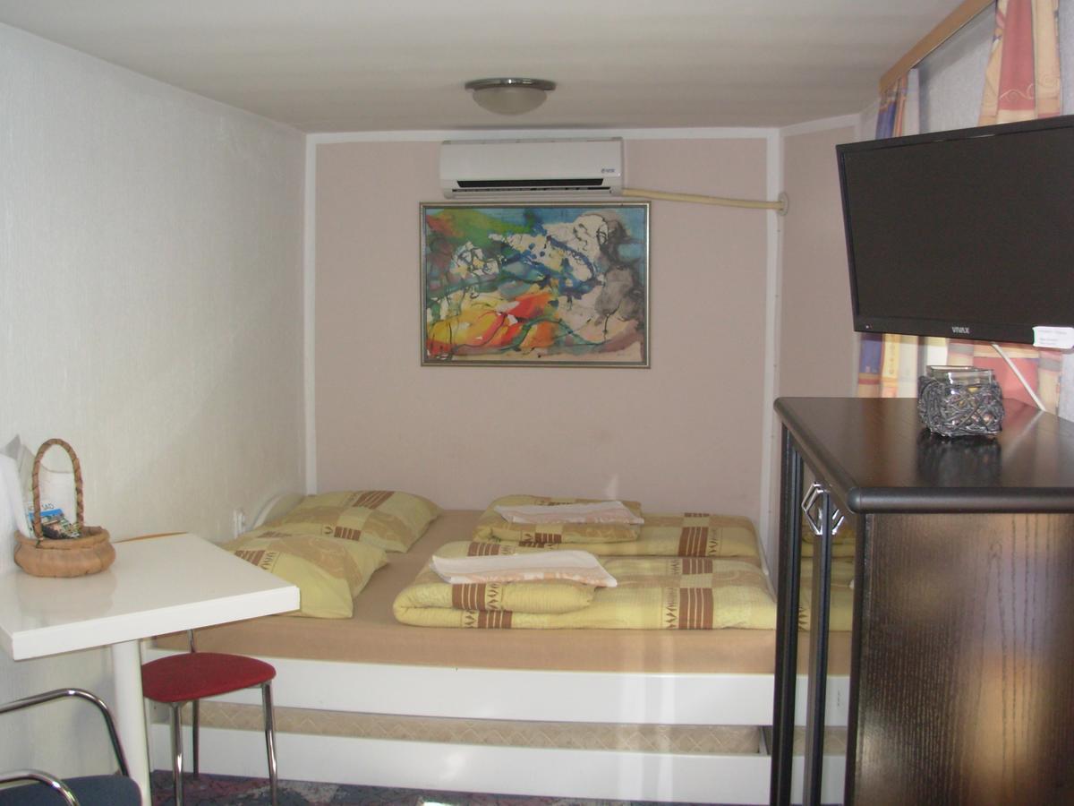诺威萨 021旅馆旅舍 客房 照片
